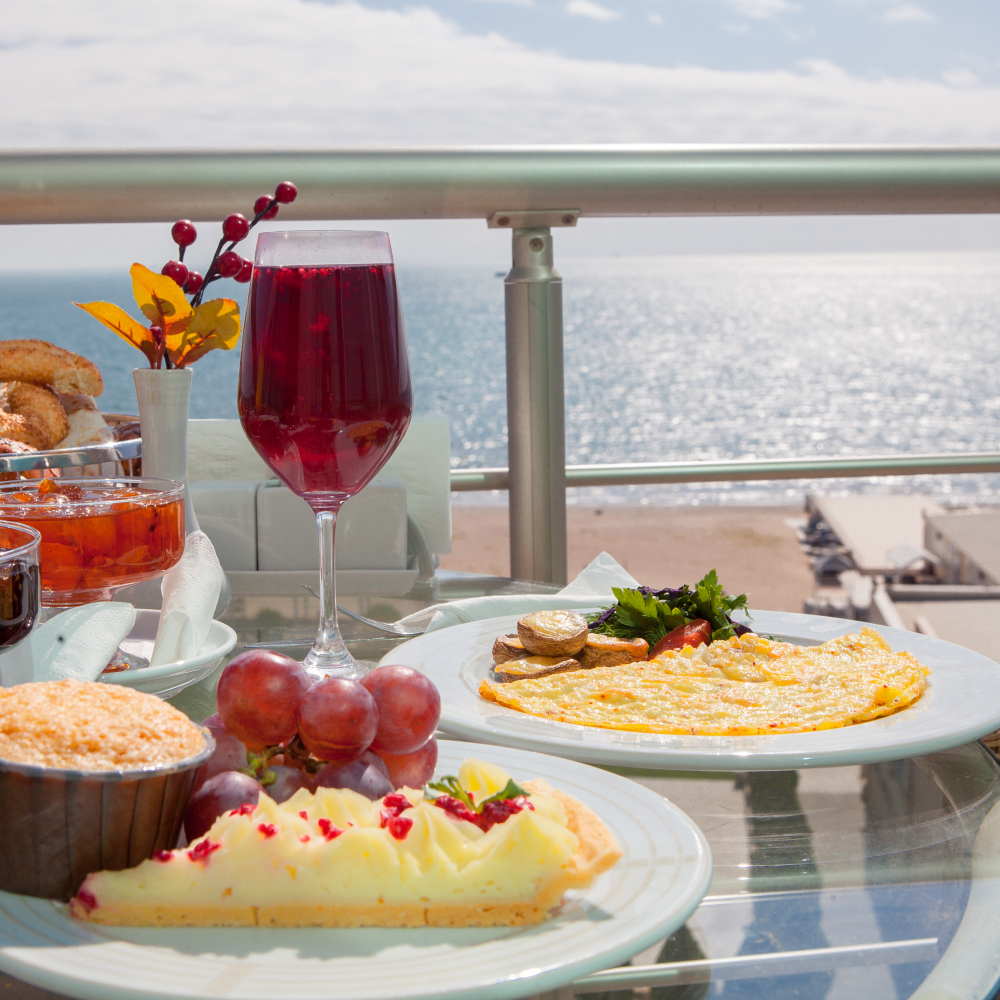 breakfast on a private yacht